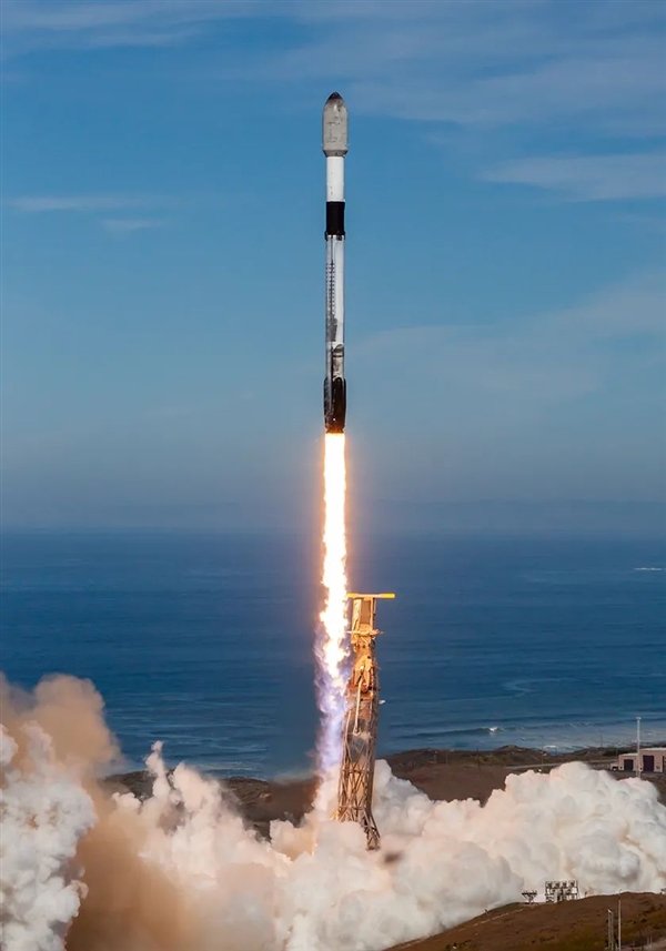 SpaceX 12手猎鹰9号火箭发射：一箭113星！  第2张