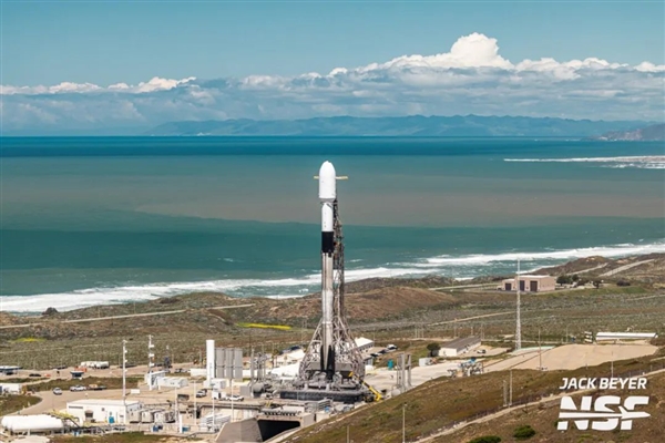 SpaceX 12手猎鹰9号火箭发射：一箭113星！  第3张
