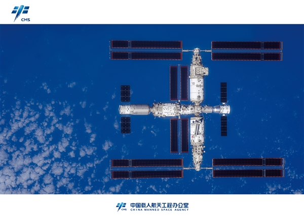 中国空间站全貌高清图像首次公布：史上第一组全构型工作照  第2张