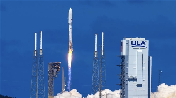 亚马逊购买SpaceX发射服务  第3张