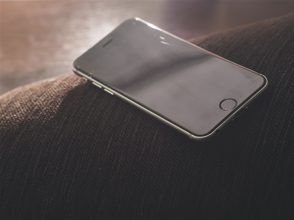 苹果经典设计Touch ID发明人！苹果副总裁宣布离职退休  第1张