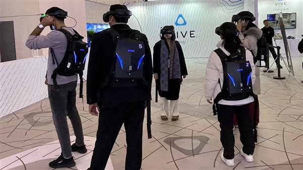 首届中国国际供应链促进博览会：索泰VR GO 4.0背包无线链接虚拟现实新世界  第3张
