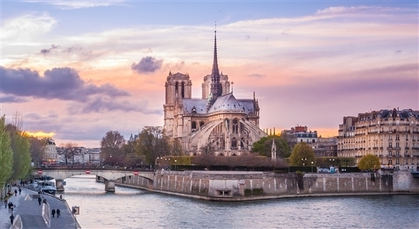 育碧《刺客信条》参与修复！巴黎圣母院宣布明年12月8日重新开放  第1张