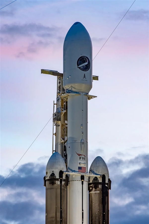 365天 SpaceX火箭发射了100次！  第3张