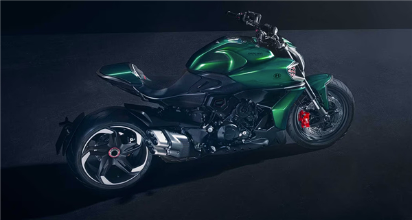 能买一台奔驰E！宾利联手杜卡迪推出限量摩托车：全球500台  第5张