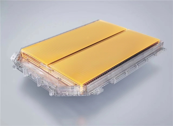 全球量产充电最快的磷酸铁锂！极氪金砖电池发布：充15分钟跑500公里  第1张