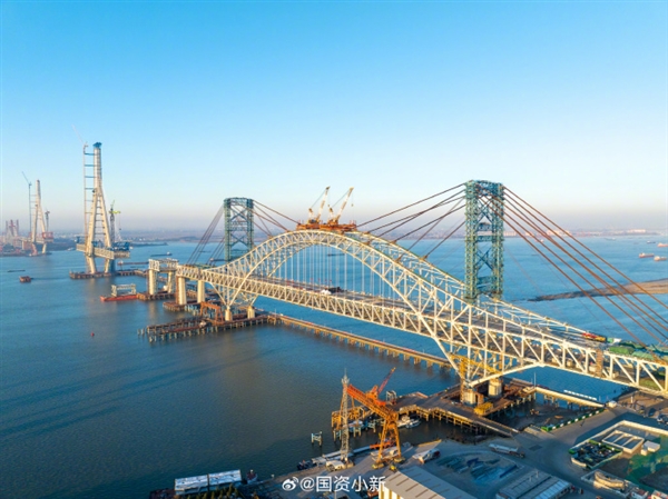 世界最大跨度斜拉桥！常泰长江大桥天星洲专用航道桥合龙  第4张
