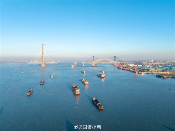世界最大跨度斜拉桥！常泰长江大桥天星洲专用航道桥合龙  第3张