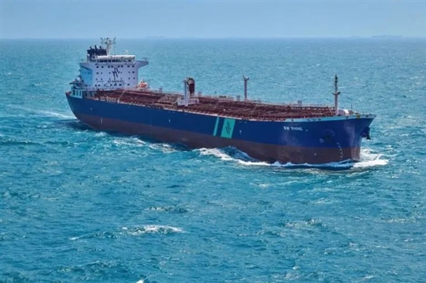 苏伊士运河有人炸商船 现在全球供应链都被牵连了  第9张
