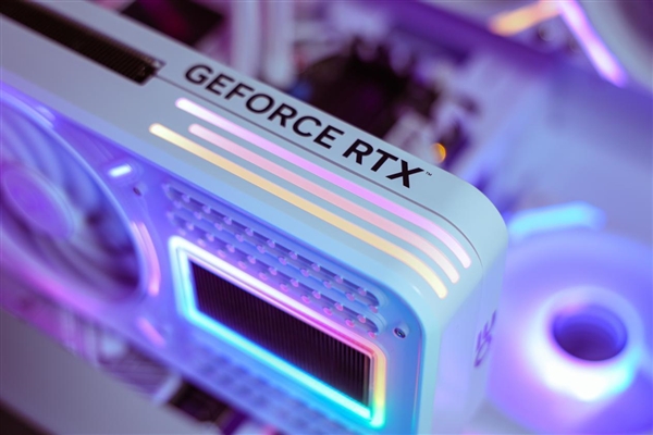 请查收2024年第一份礼物—影驰20周年 GeForce RTX 4070纪念版显卡评测  第20张