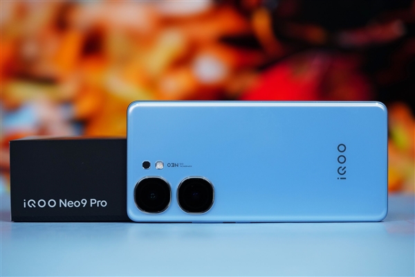 首款天玑9300直屏手机！iQOO Neo9 Pro图赏  第7张