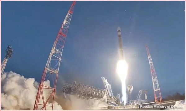 俄罗斯发射绝密军事卫星：可能是给导弹用的一面镜子  第2张