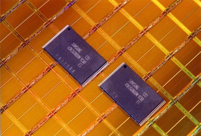 SSD vs 传统硬盘：速度对比，震撼数据保障  第7张