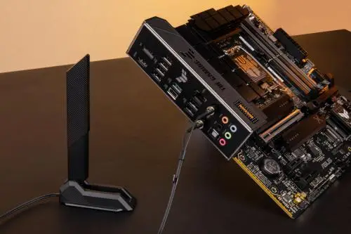 揭秘最新电脑主机游戏配置：AMD对决Intel，硬件革新引领科技风向  第5张