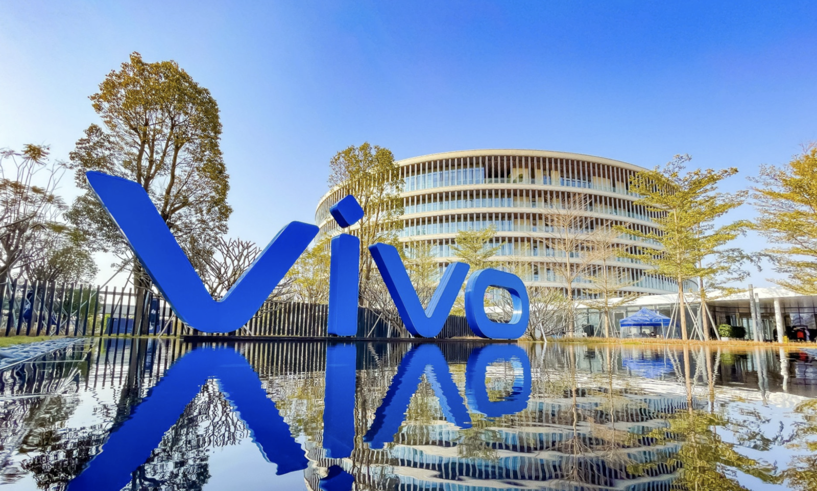 vivo5G手机：革命性技术突破与未来科技影响分析  第8张