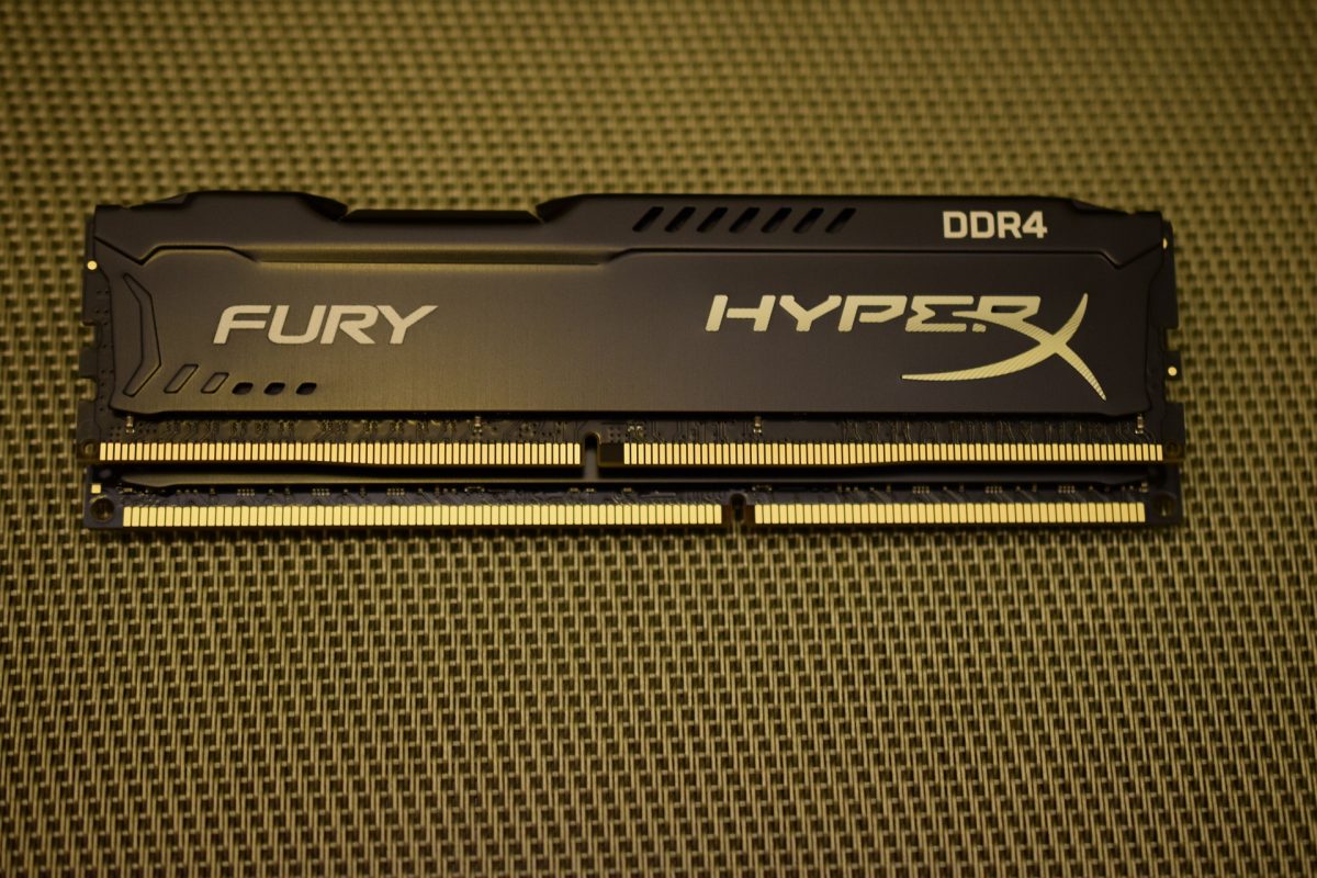 金士顿 DDR3 1600 1G 内存条：快节奏社会中电脑性能提升的必备之选  第2张