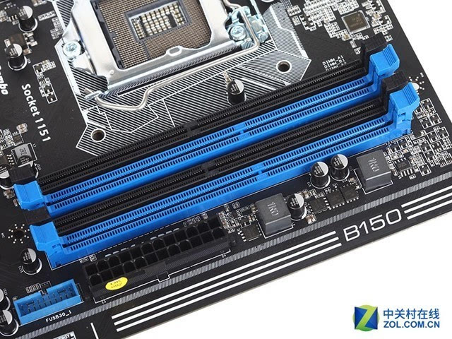 ddr3和ddr4 插槽 DDR3 与 DDR4 插槽：旧相识与新同伴的并存与迭代  第1张