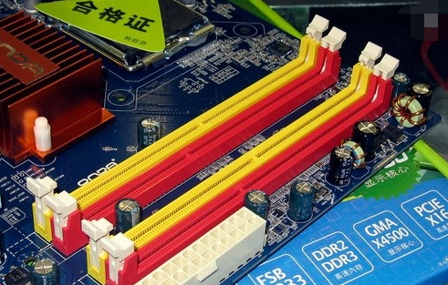 ddr2 ddr3怎么识别 DDR2 与 DDR3 内存条的外观差异及区分方法  第4张