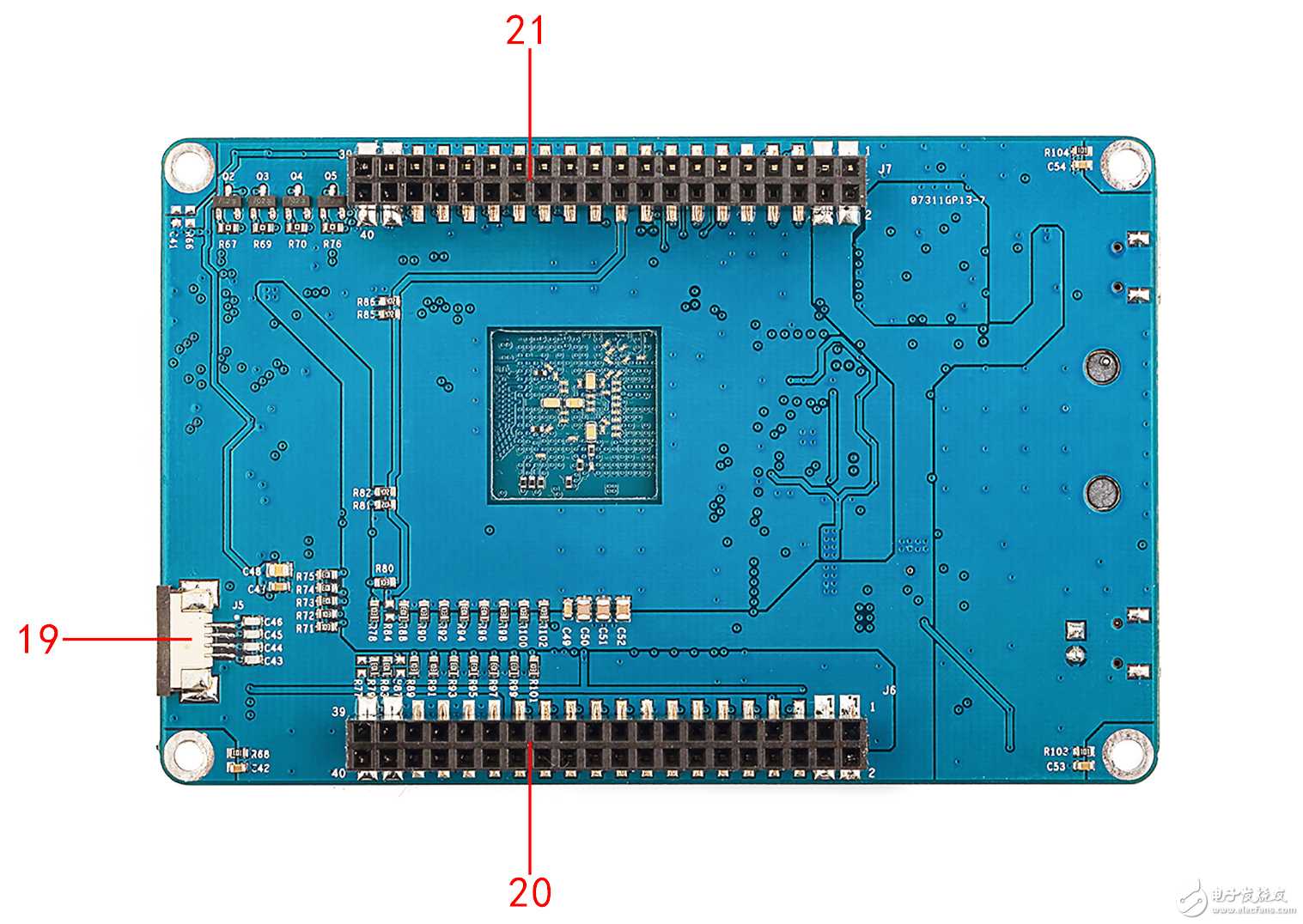 ddr2和ddr3插口 DDR2 和 DDR3 插口：电脑升级的关键，承载发烧友的喜怒哀乐  第4张