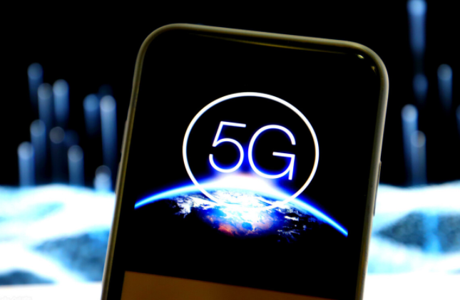 临沂：5G 手机引领生活变革，网络普及提升市民便利  第1张