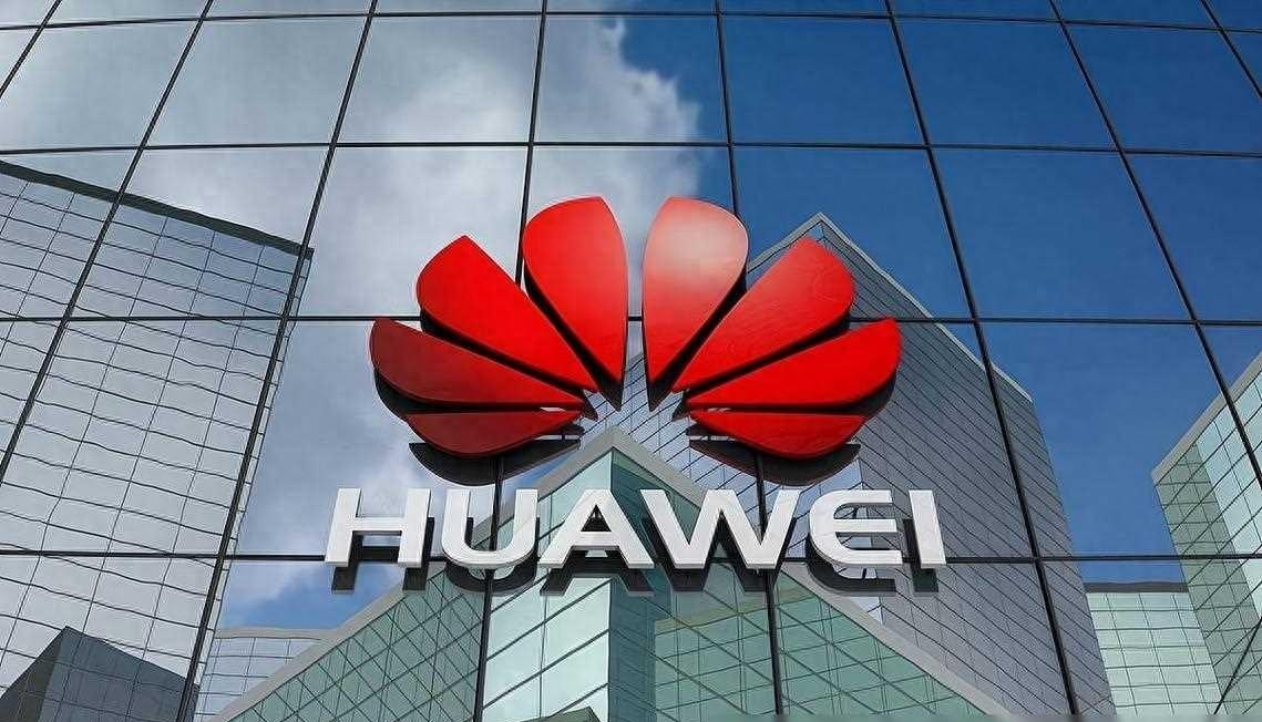 苹果公司紧跟 5G 步伐，在中国市场推出 5G 手机，竞争愈发激烈