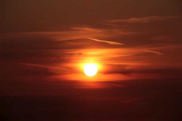 1月3日抬头可见2024年度最大太阳：地球抵达近日点