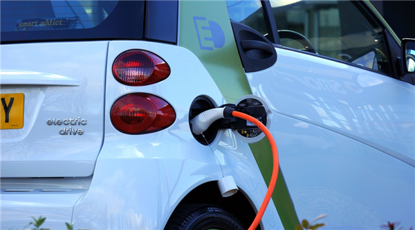 新能源汽车不怕冷了 新技术让-20℃电池容量提升60%