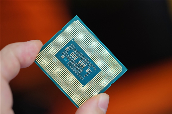10核心16线程 Intel酷睿i5-14400处理器图赏  第6张