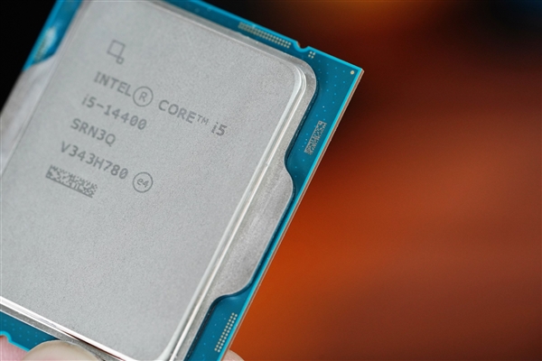 10核心16线程 Intel酷睿i5-14400处理器图赏  第9张