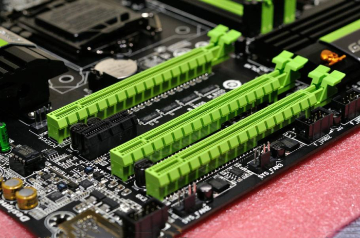 揭秘DDR4内存插槽：性能提升的关键  第5张