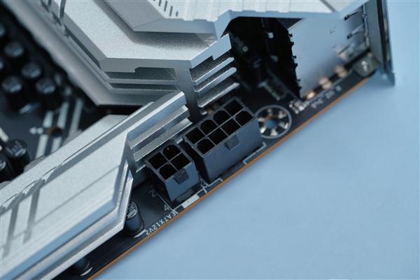 DDR3L内存：低电压节能，性能优越  第1张