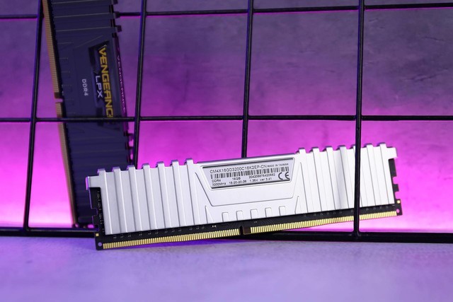 DDR2800内存条：极速体验，超频玩家的不二之选  第6张