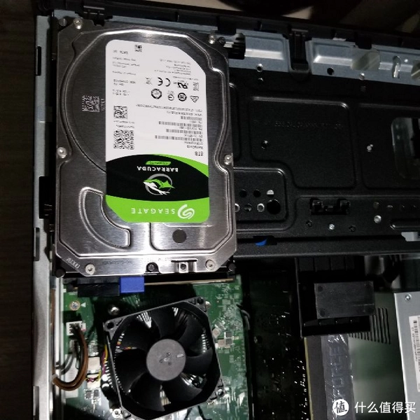 2000年电脑CPU大揭秘：Pentium 4 vs Athlon，性能PK价位  第3张