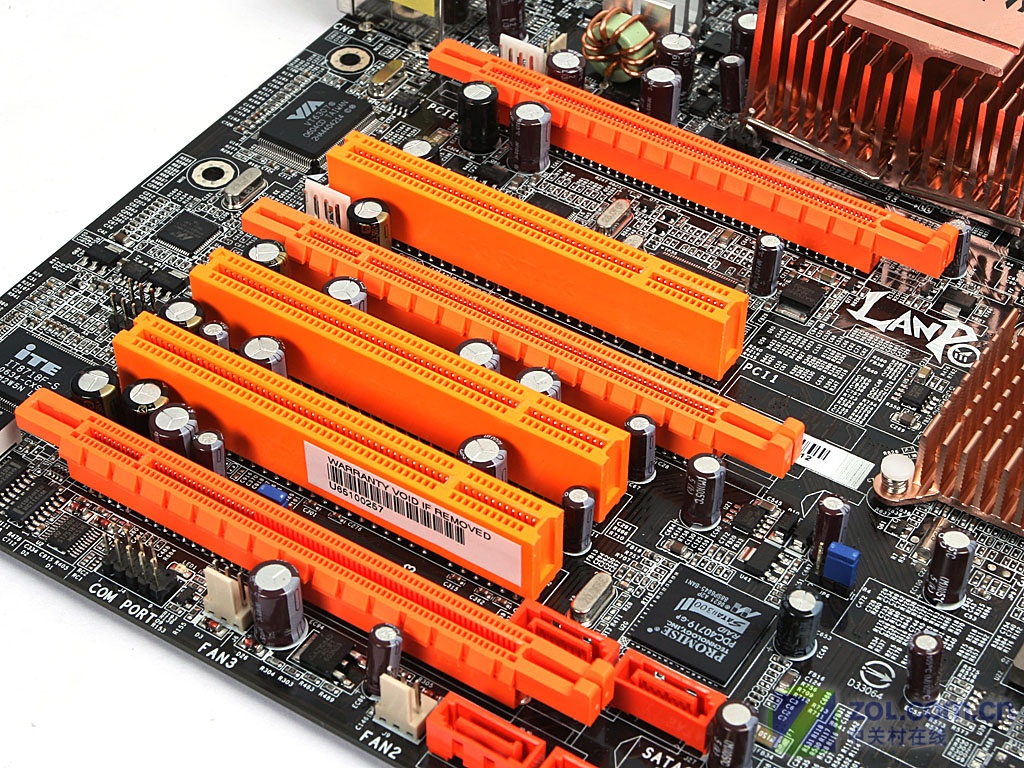 DIY必备！P45主板+DDR2内存，组装电脑首选