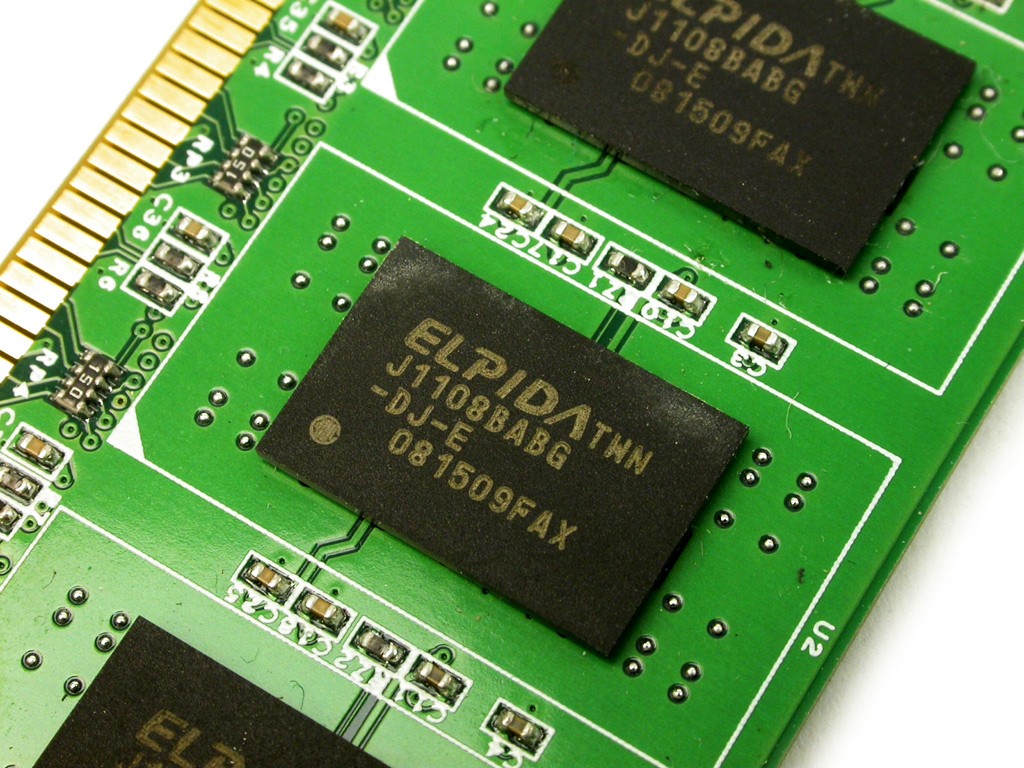 胜创 DDR31333 内存条：性能卓越，性价比高，专家的不二之选