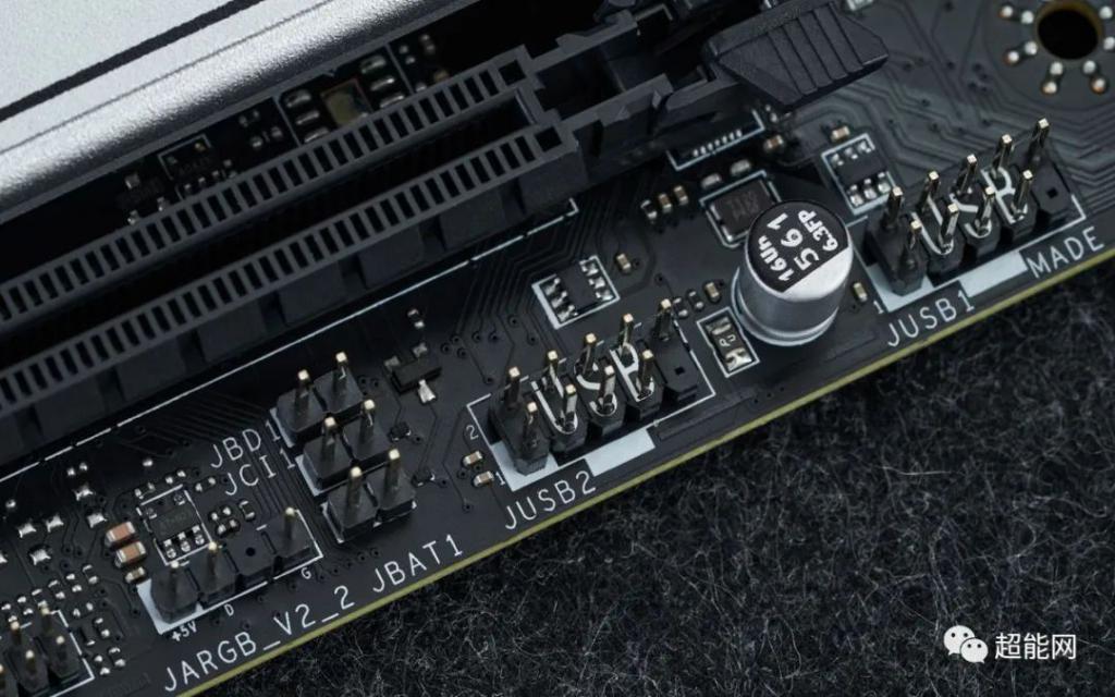 ddr2能和ddr4 DDR2 与 DDR4：电脑领域的传奇对决与情感纠葛  第2张