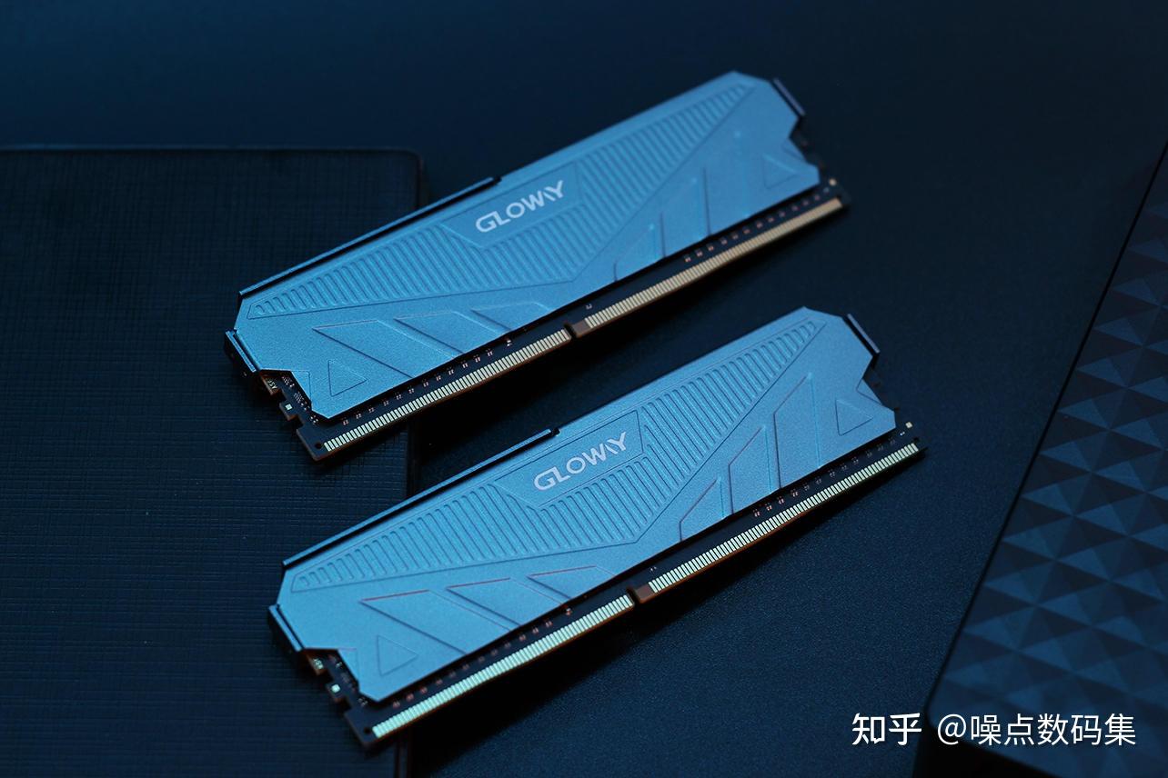 ddr和ddr4区别 DDR 和 DDR4：内存的激情碰撞，速度与激情的极速体验  第7张