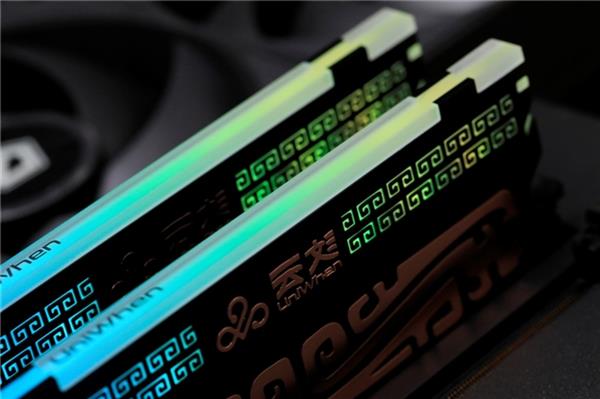 国潮内存新标杆！墨云藏境DDR5 RGB，8000 MT/s频率，32GB套装，性能与颜值的双重突破  第12张