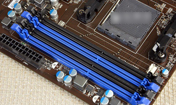 DDR3内存针脚解密：240针功力大揭秘  第2张