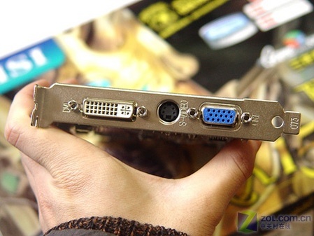 显卡接头大揭秘：VGA、DVI、HDMI，哪种接口更适合你？  第5张