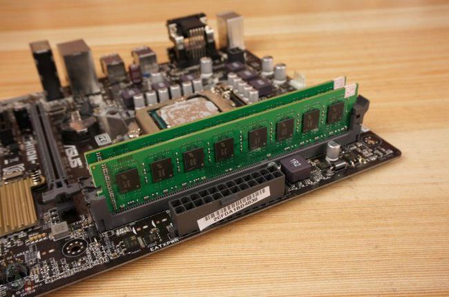 DDR3 内存条超频指南：主板功能、散热与内存选择的关键要点  第6张