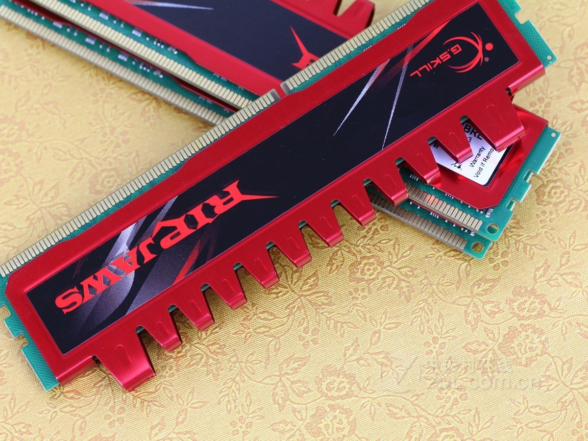 深入解析 DDR32 与 DDR3：速度与激情的内存经典对决  第8张