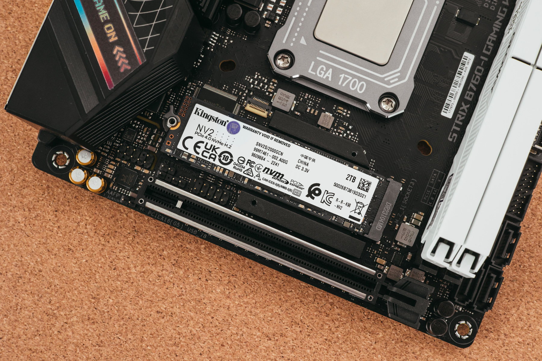 威刚4GB DDR3 1600内存条：性能超群，绝对值得购买  第8张