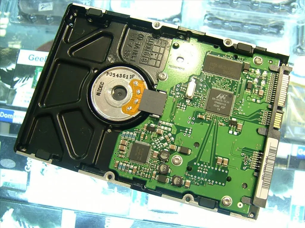 深圳二手服务器硬盘回收市场揭秘：如何选择正规回收企业？