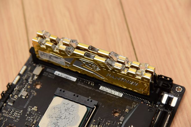 AMD Ryzen处理器与全新Radeon显卡，电脑性能飙升  第2张