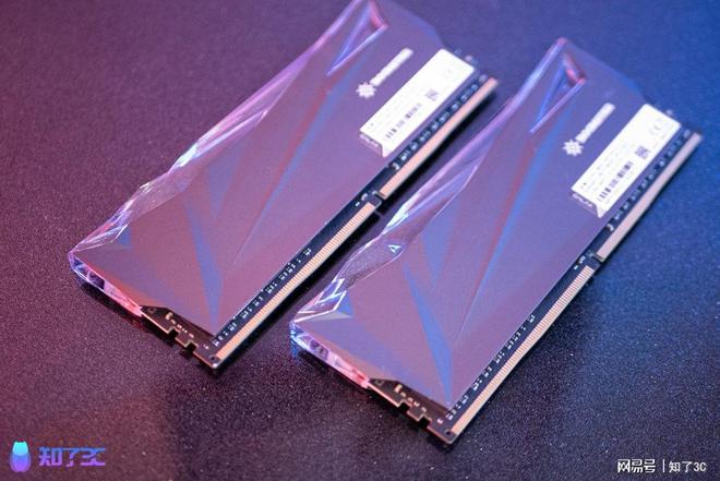 DDR4内存：高速运行低能耗，成为计算设备新宠  第2张