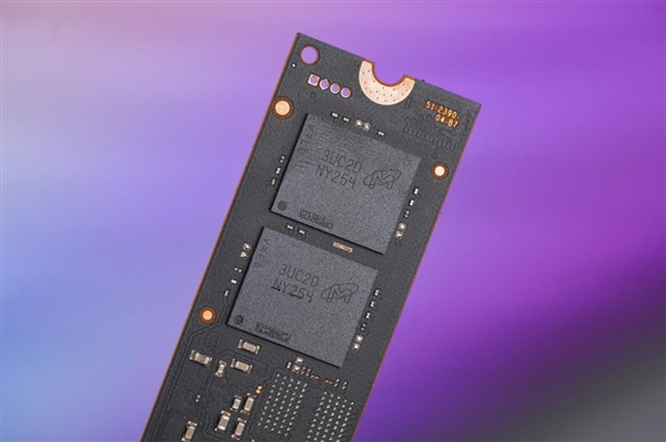 i7 4790K处理器：4.4 GHz极速潜力，硬盘转速如何影响性能？  第1张