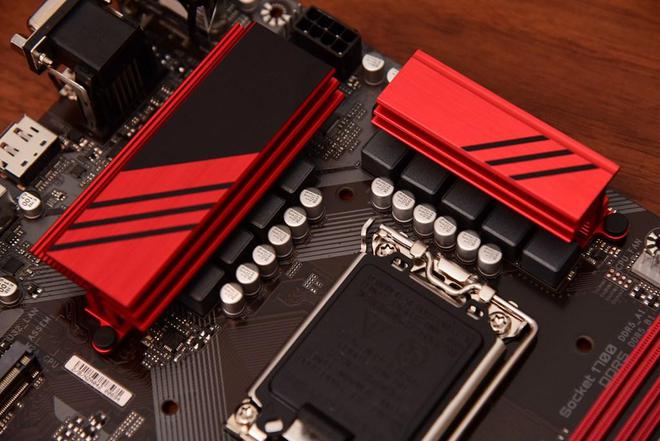 英特尔DDR4主板：科技巨头的全新力作，性能稳定又强劲  第2张