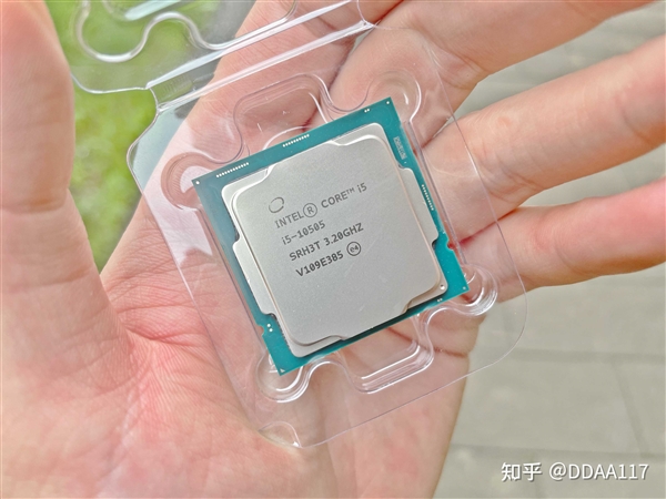 富士康推出全新 DDR5 内存卡槽，引领电脑性能新变革  第4张