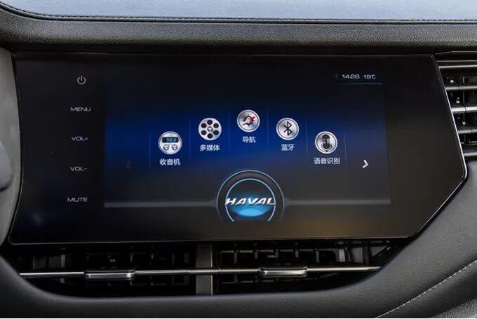 汽车触摸屏科技：从传统到智能的变革，带来全新驾驶体验  第1张